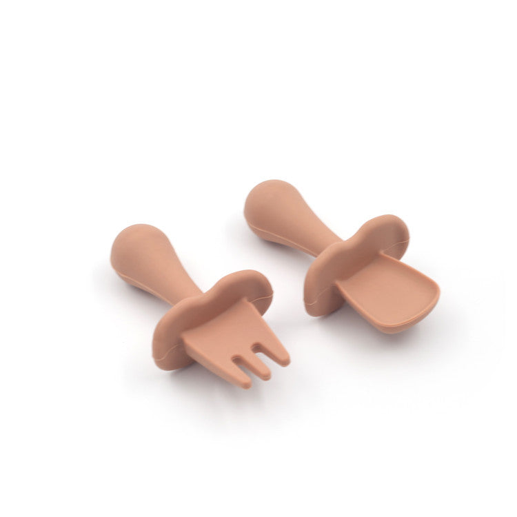 Juego de cuchara y tenedor de silicona con mango corto para niños