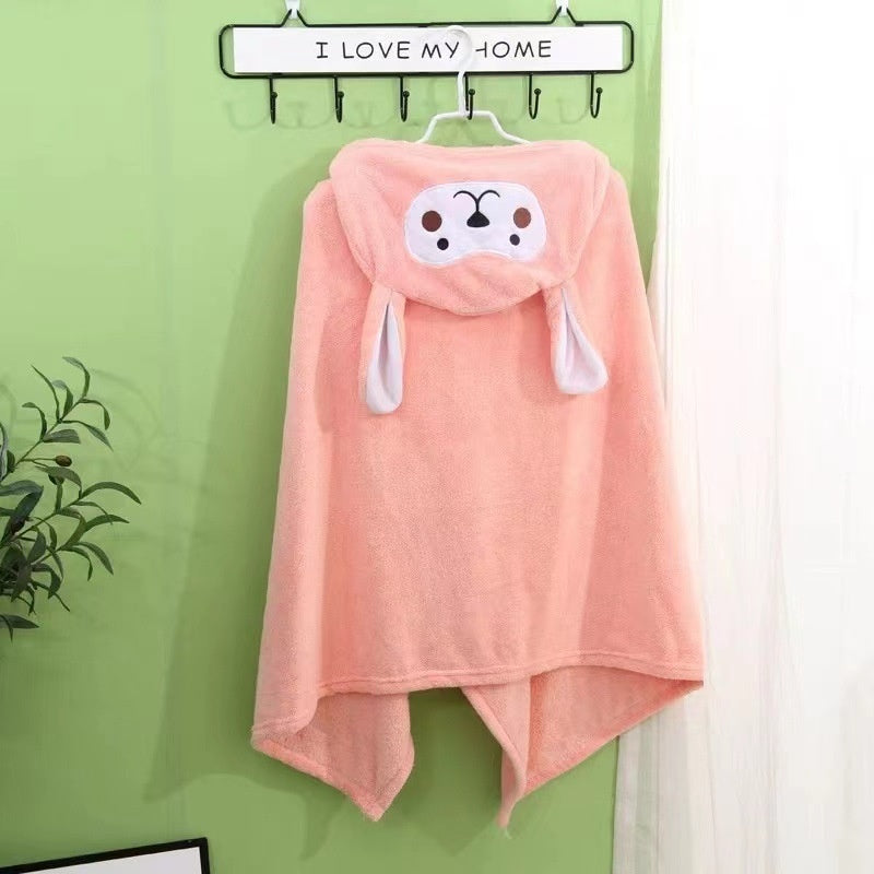 Bonita capa de toalla de baño con capucha para bebé, cálida después de cada baño.