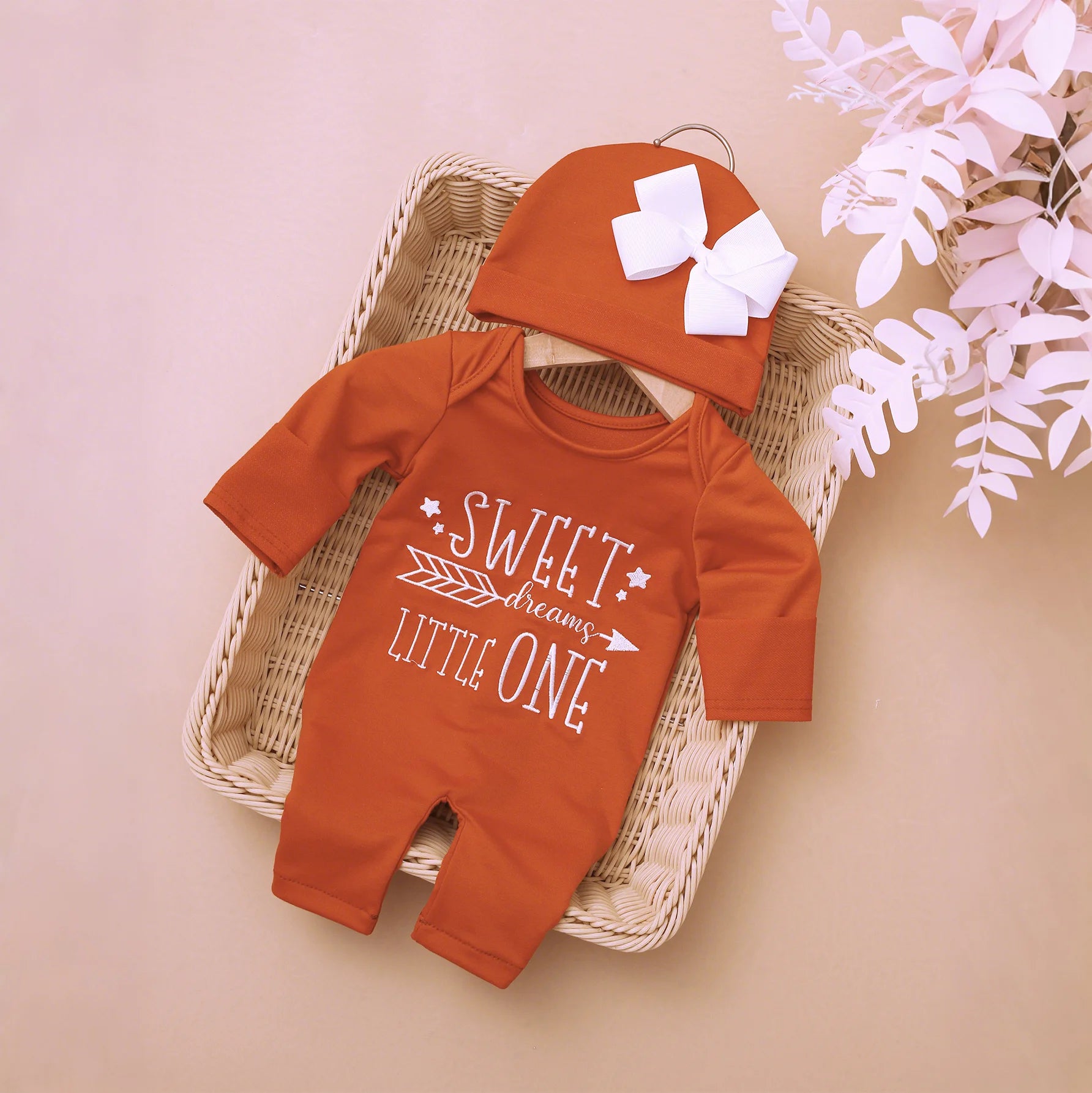Newborn Photography Romper Jumpsuit with Bow Hat 'Hello World' Embroidery Infant Props for Coming Home Outfit Baby Gift