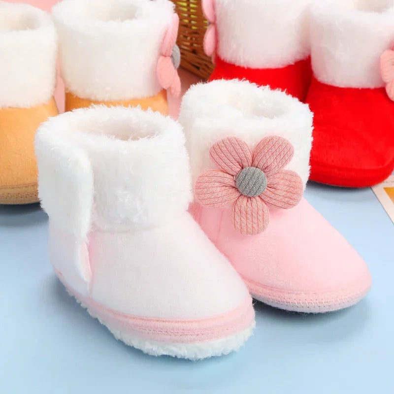 Adorable Pompom Baby Booties for Winter Comfort