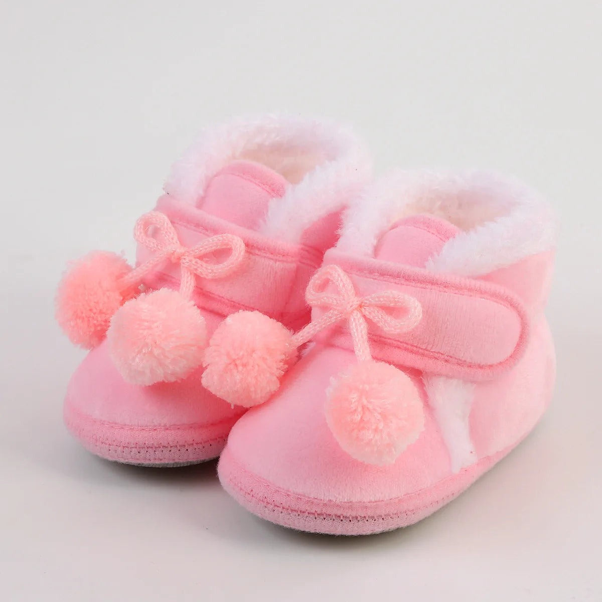 Adorable Pompom Baby Booties for Winter Comfort