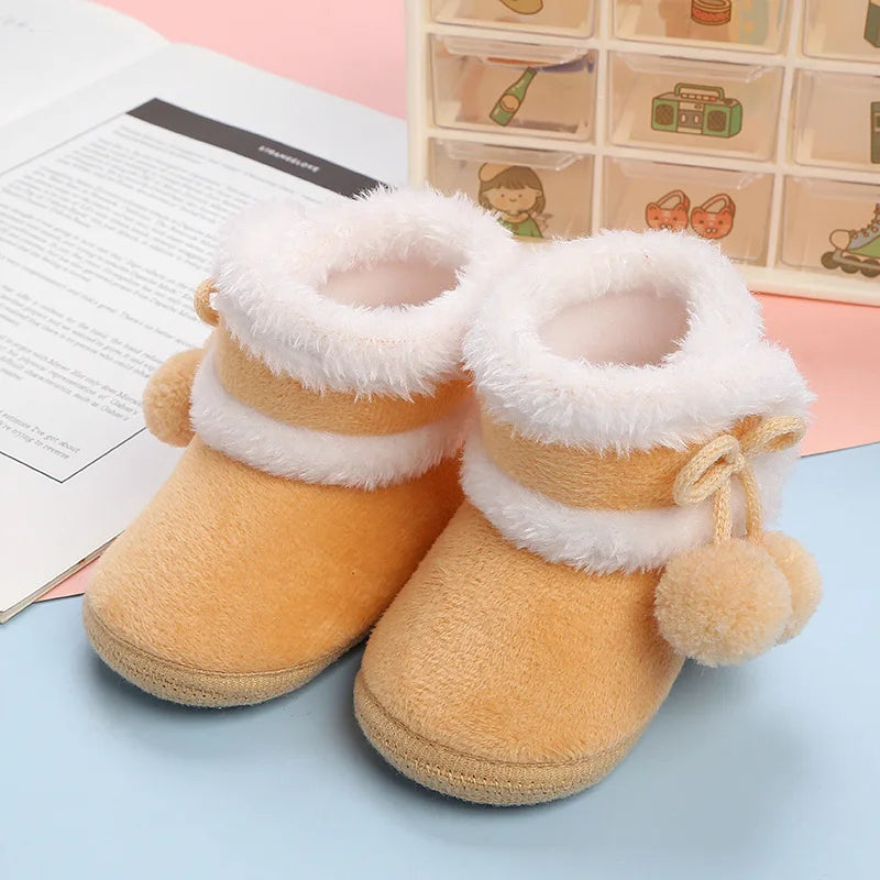 Adorable Pompom Baby Booties for Winter Comfort