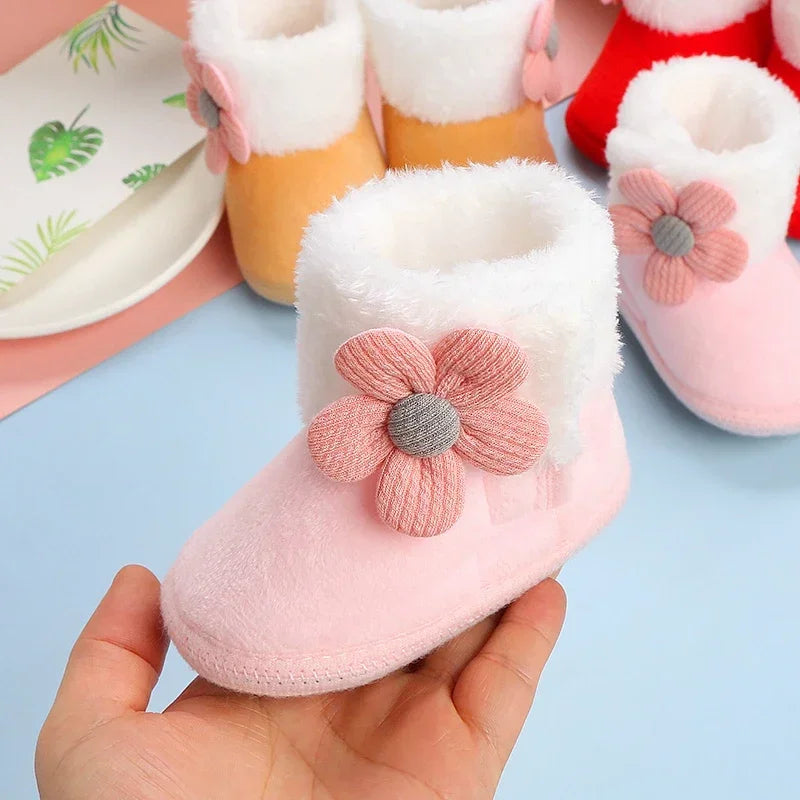 Adorable Pompom Baby Booties for Winter Comfort