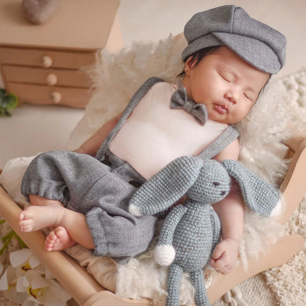 Newborn Boy Photography Outfit Baby Little Gentlman Suit Infant Shooting Suspender Overall with Casquette and Bow Tie