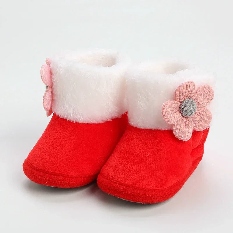 Adorable Pompom Baby Booties for Winter Comfort