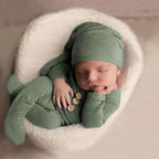 Newborn Photography Props Buttons Footed Jumpsuit with Sleepy Hat Infant Photo Props Pic Idea
