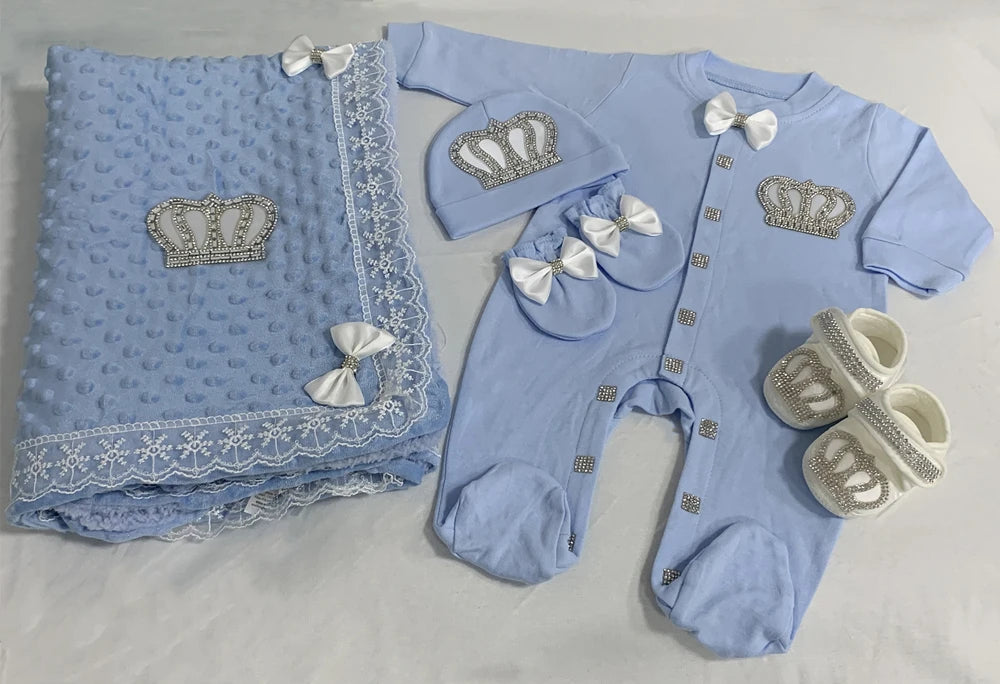 Conjunto de regalo con biberón y atuendo de salida del hospital Royal Baby