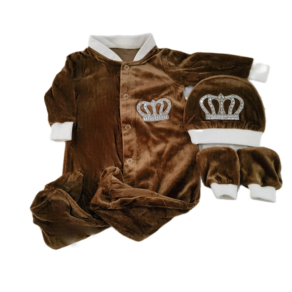 Conjunto de bebé de terciopelo real: ¡Bienvenidos a casa de lujo!