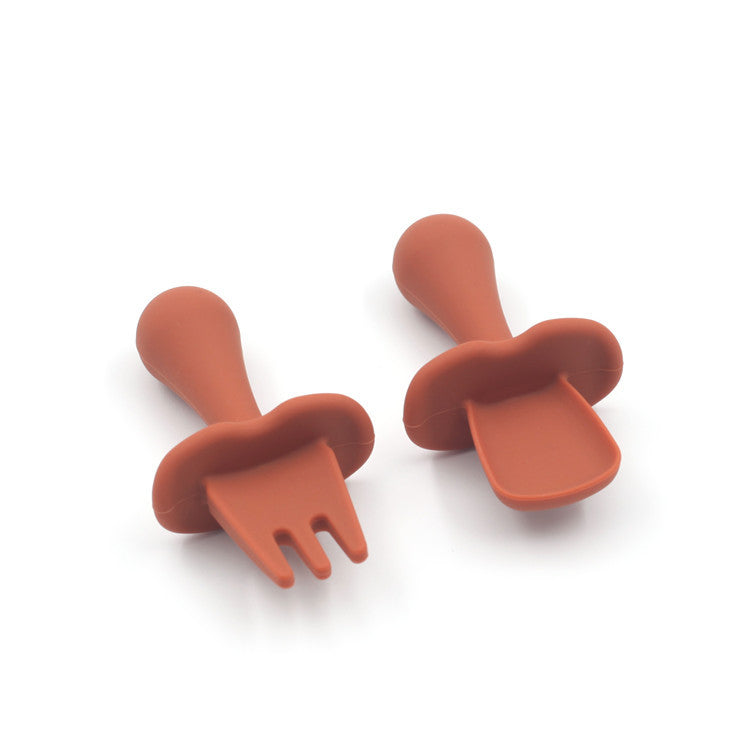 Juego de cuchara y tenedor de silicona con mango corto para niños